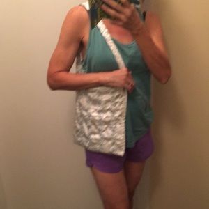 Embroidered shoulder bag